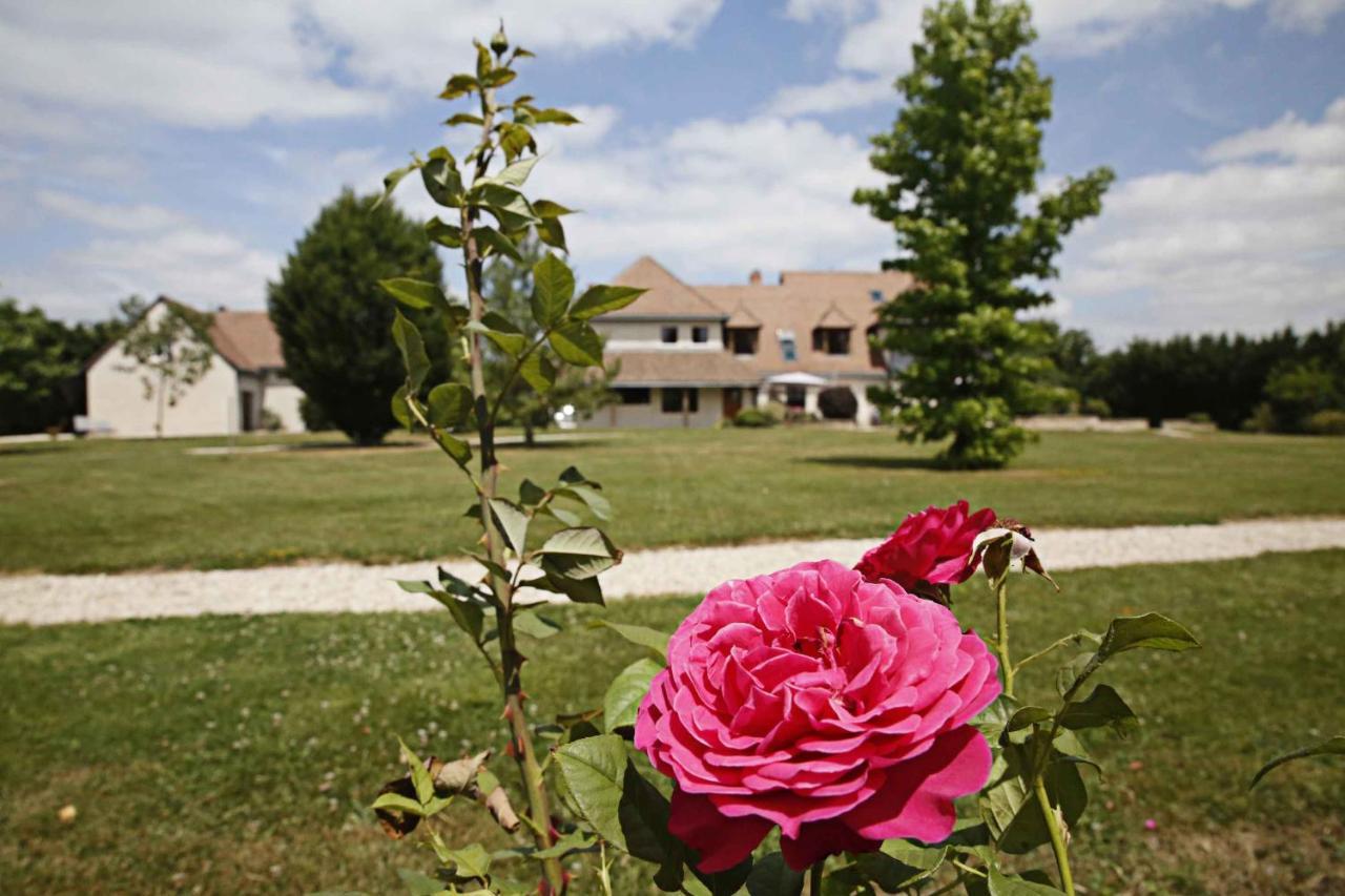 Le Clos Leonard Amboise Exterior foto